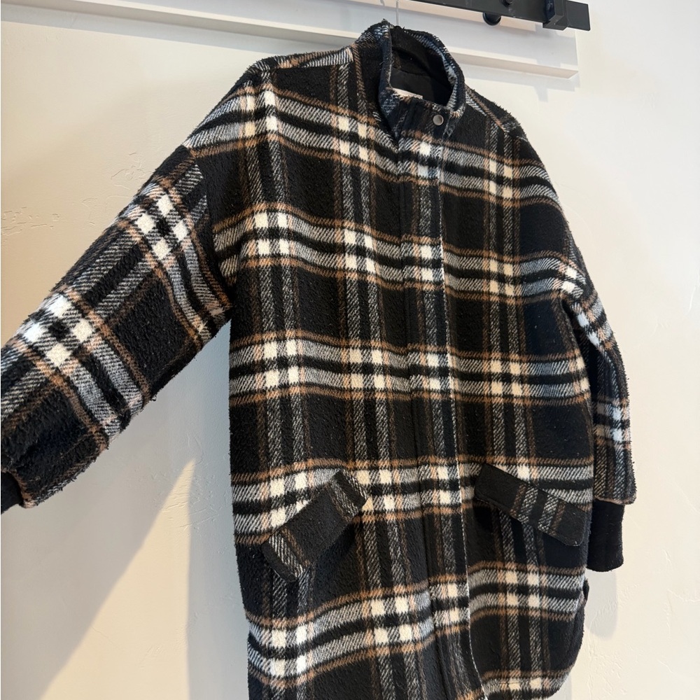 BB Dakota Plaid Jacket ✨